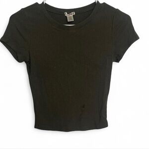 Classic Black Women's crop top!